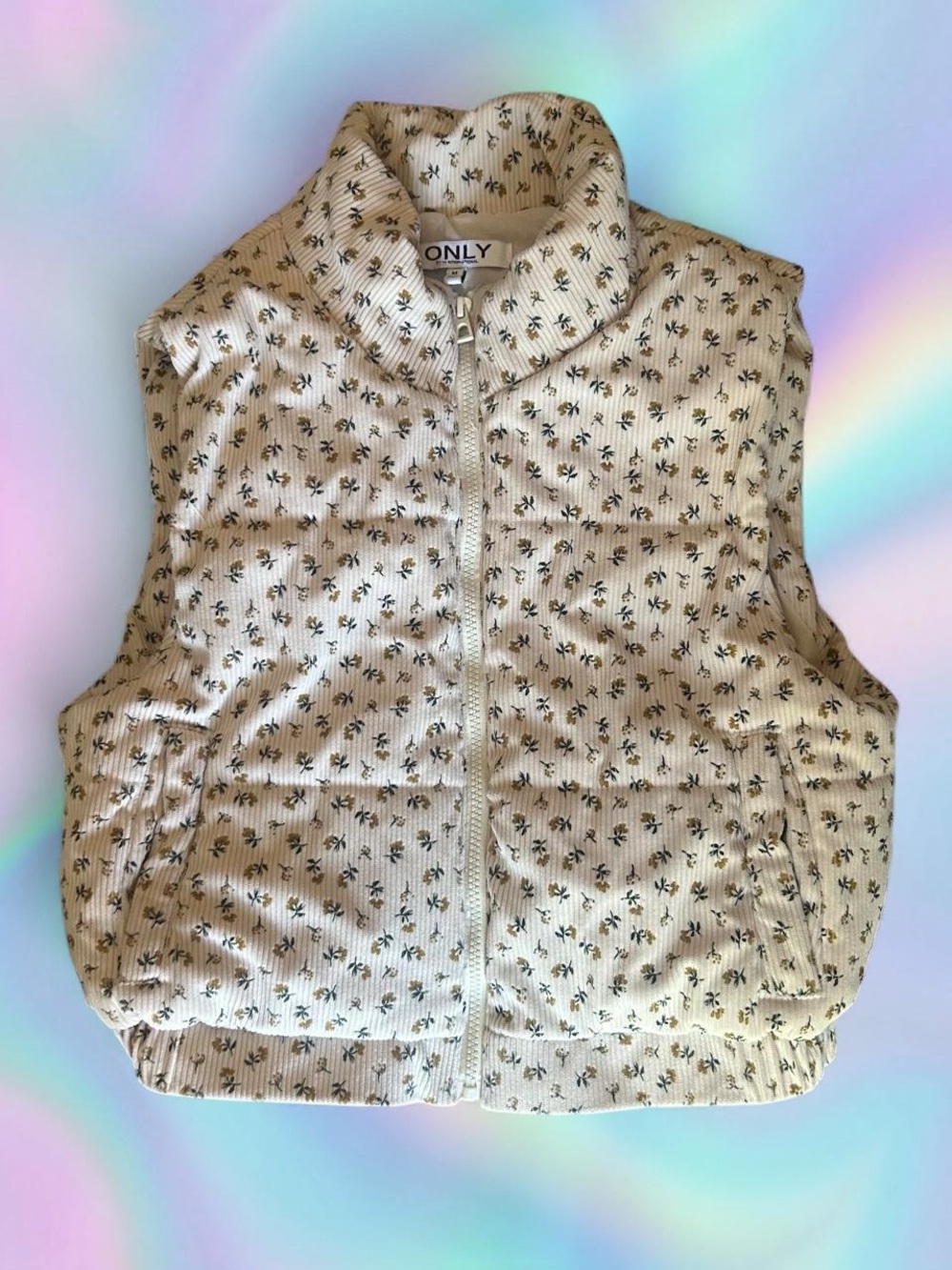 ONLY Cream Quilted Floral Puffer Vest